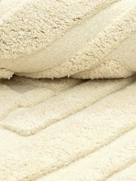 Sally Hand-tufted Wool Rug - thumbnail 6