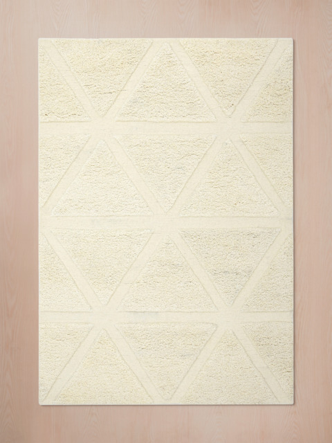 Niyab Hand-tufted Wool Rug - image 1