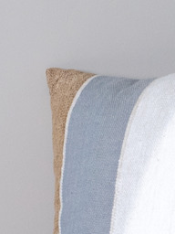 Omio Hand-woven Cushion - thumbnail 4