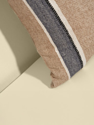 Alaya Hand-woven Cushion - thumbnail 4