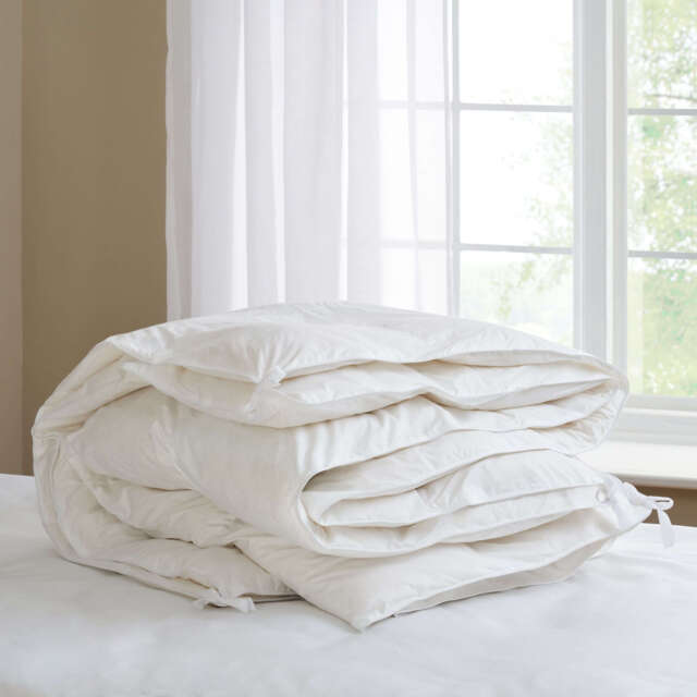Luxury British Wool Duvet - image 1