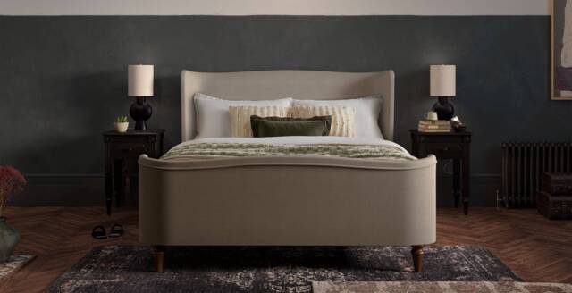 Charlotte Bed