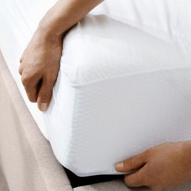 Tempur Cooling Tencel Mattress Protector - image 1