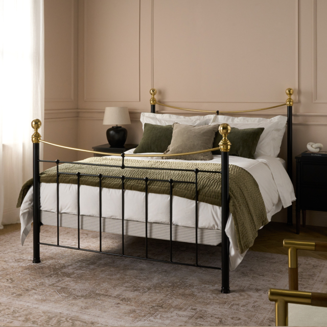 Lilibet Bed - image 1