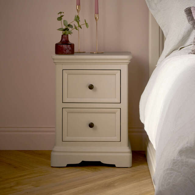 Bordeaux Bedside Chest