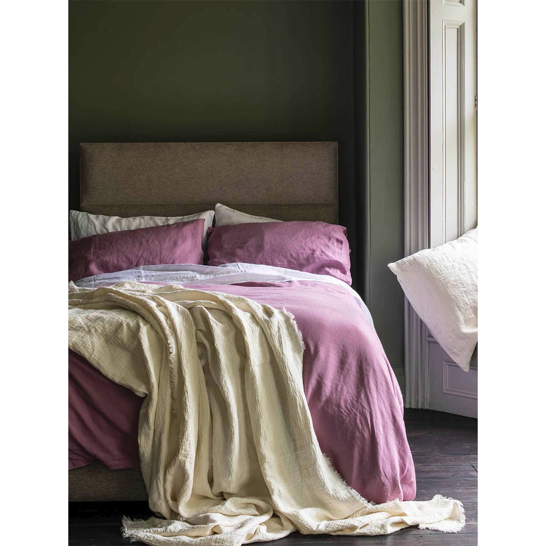 Piglet in Bed Linen Flat Sheet - Size King Pink - image 1