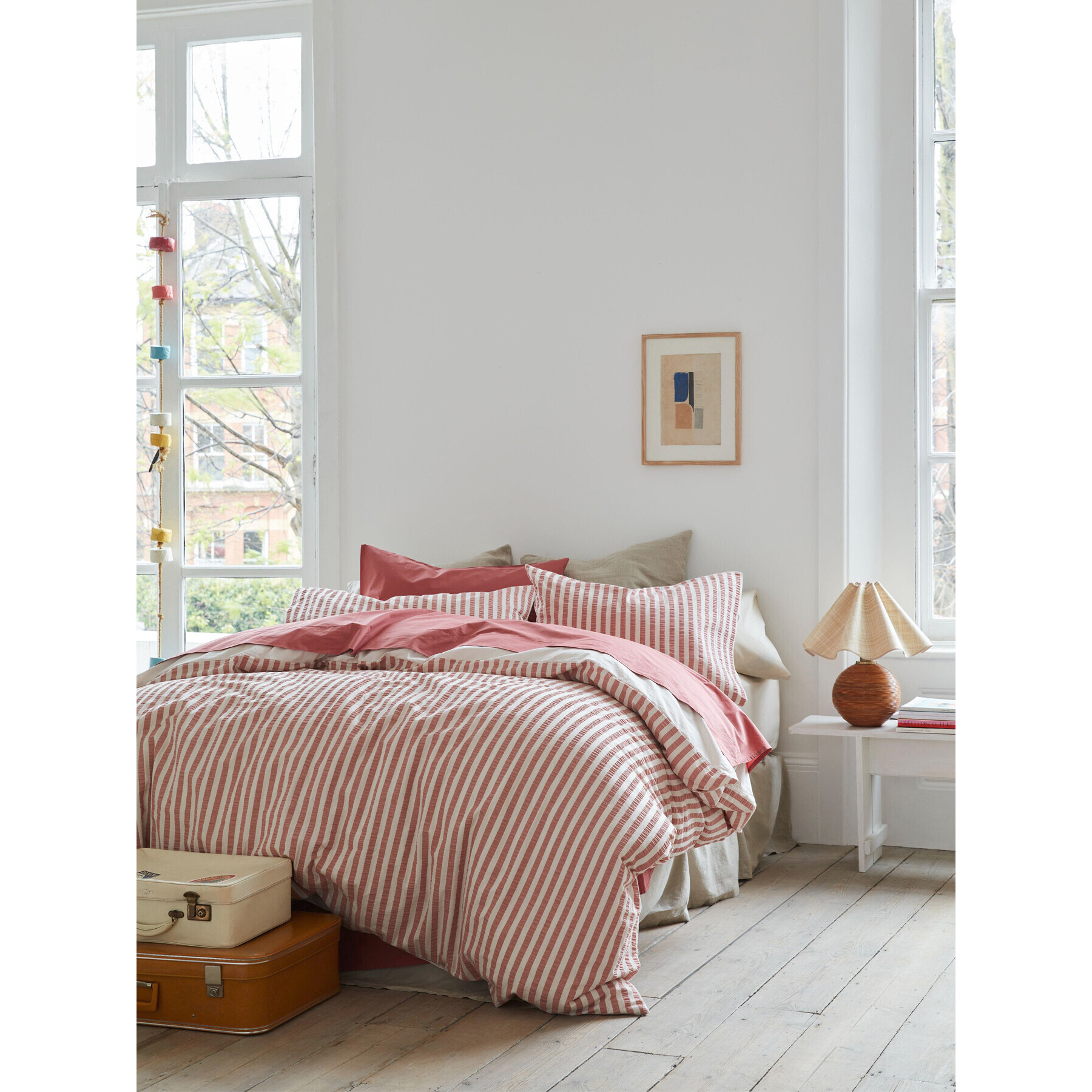 Piglet in Bed Seersucker Cotton Duvet Cover - Size Double Pink - image 1