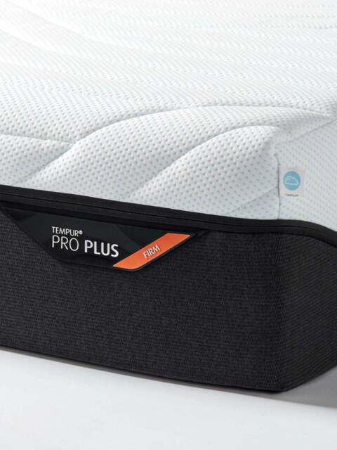 Barker and Stonehouse Pro Plus King Smartcool Technology Mattress Firm in White