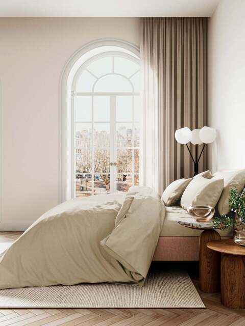 Bedeck of Belfast Fine Linens Bob 400 Thread Count Sateen Fitted Sheet Gold in Soft Gold, Cotton, Size Double - image 1