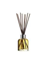 Molton Brown Mesmerising Oudh & Gold Accord Aroma Reeds, Size 150ml - thumbnail 3
