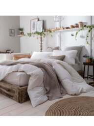 The Fine Bedding Company Goose Feather & Down Duvet All Seasons in White, Size King - thumbnail 2