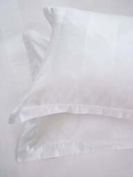 Bedeck of Belfast Fine Linens Serra Dobby Stripe Cover Set in White, Size Superking - thumbnail 2