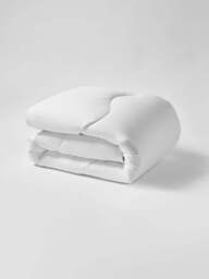 The Fine Bedding Company Breathe Thermal Duvet 13.5 Tog in White, Size Single - thumbnail 3