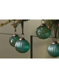 Nkuku Hara Glass Baubles Pack Of 4 in green - thumbnail 4