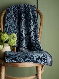 Morris & Co Elmcote Bath in River Wandle, Cotton, Size Sheet - thumbnail 2