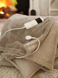 Deyongs Sandringham Faux Fur Heated Throw Comfort Collection in Taupe - thumbnail 2