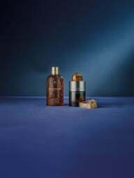 Molton Brown Mesmerising Oudh & Gold Accord Aroma Reeds Refill, Size 150ml - thumbnail 2