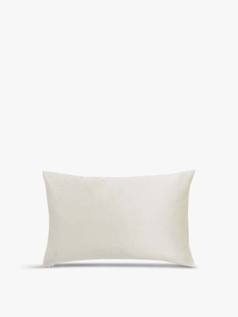 Bedeck of Belfast Fine Linens Fine Linens Mulberry Silk Pillowcase in Silver, Linen/Silk, Size Standard