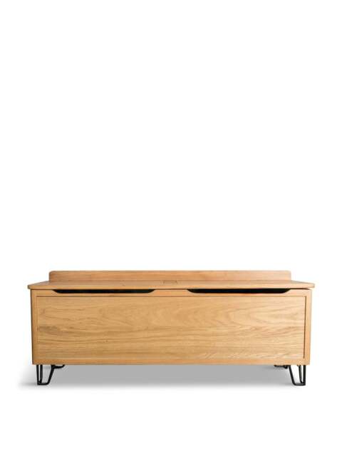 Heal's Brunel Blanket Box Oak in Brown, Size 128x39x51