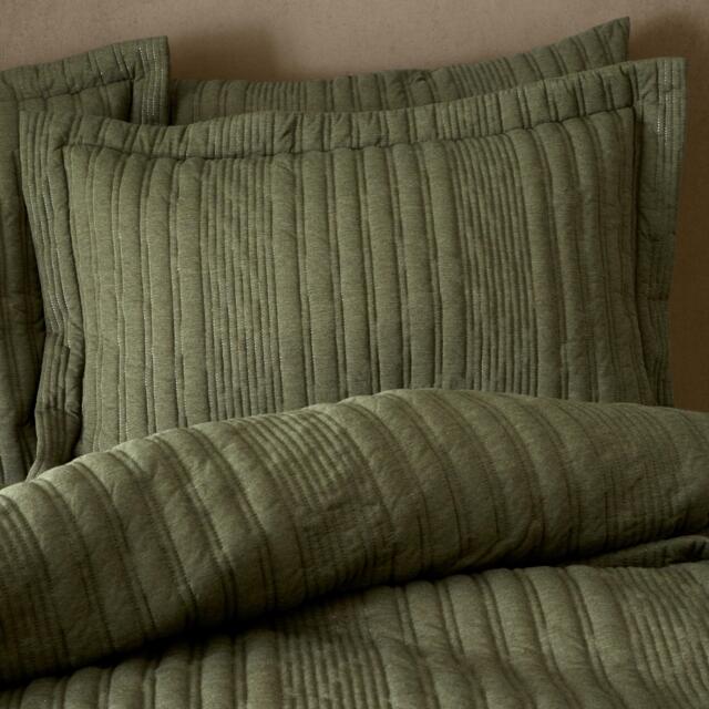 Pineapple Elephant Tamba Jersey Stripe Quilted Oxford Pillowcase Pair - image 1