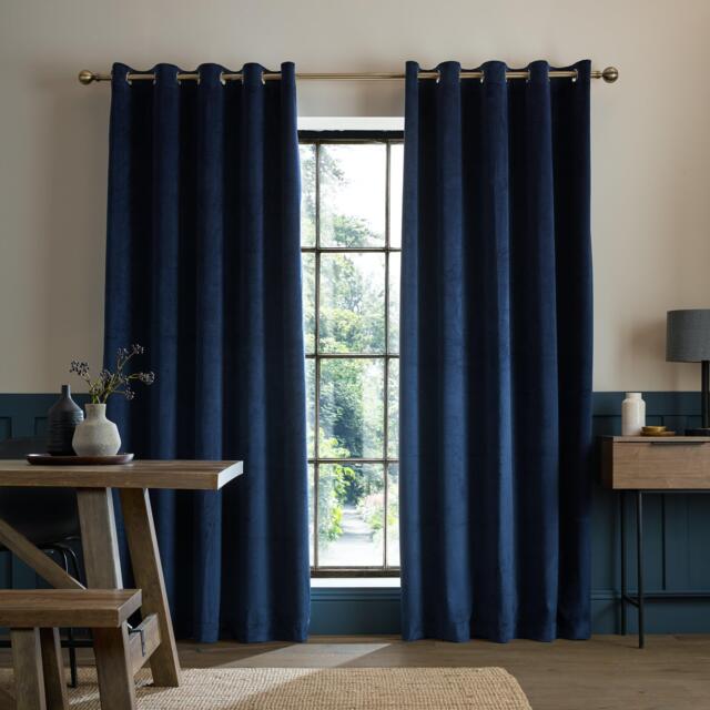 Catherine Lansfield Super Thermal Blackout Matt Velour Eyelet Curtains - image 1