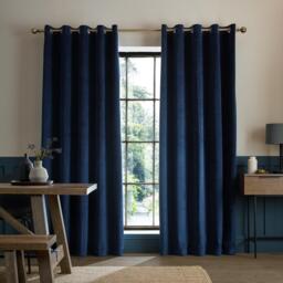 Catherine Lansfield Super Thermal Blackout Matt Velour Eyelet Curtains - thumbnail 1