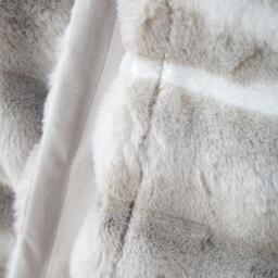 Catherine Lansfield Flint Cosy Faux Fur Blanket Throw - thumbnail 3