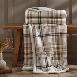 Catherine Lansfield Cosy Ribbed Check Blanket Throw - thumbnail 1