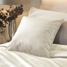Laurence Llewelyn-Bowen Chic Luxury Velvet Bedspread in Ivory - thumbnail 3