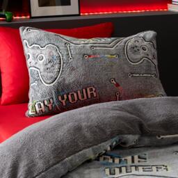 Catherine Lansfield Game Over Glow in the Dark Fleece Duvet Cover Set - thumbnail 3
