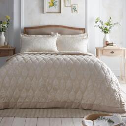 Appletree Elysia Jacquard Bedspread - thumbnail 1