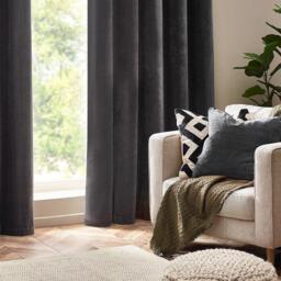 Yard Heavy Chenille Piped Fibre Filled Cushion - thumbnail 4