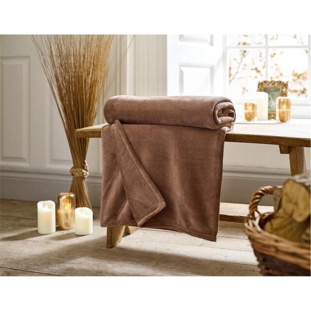 Deyongs Snuggle Throw - 140x180cm - image 1