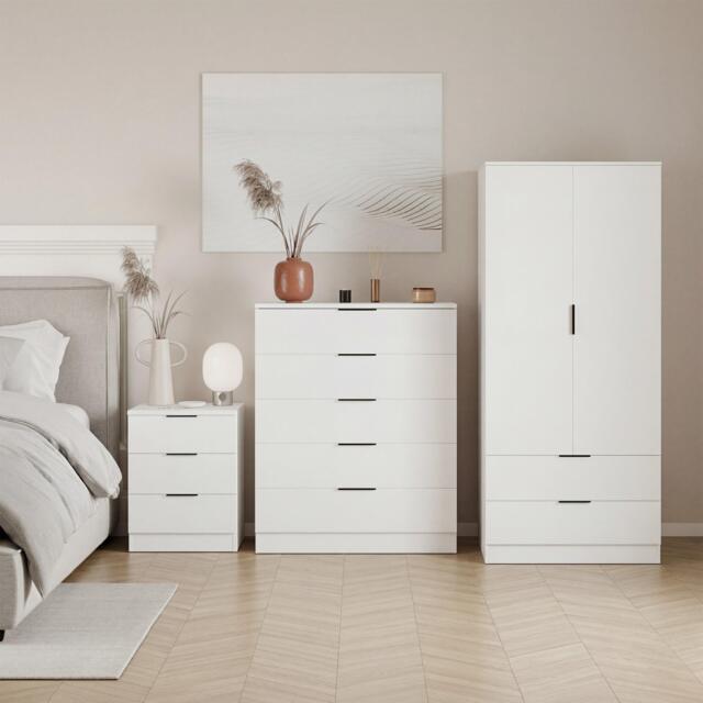 Lassic Vida Designs Trega 3 Piece Bedroom Set 6 - image 1
