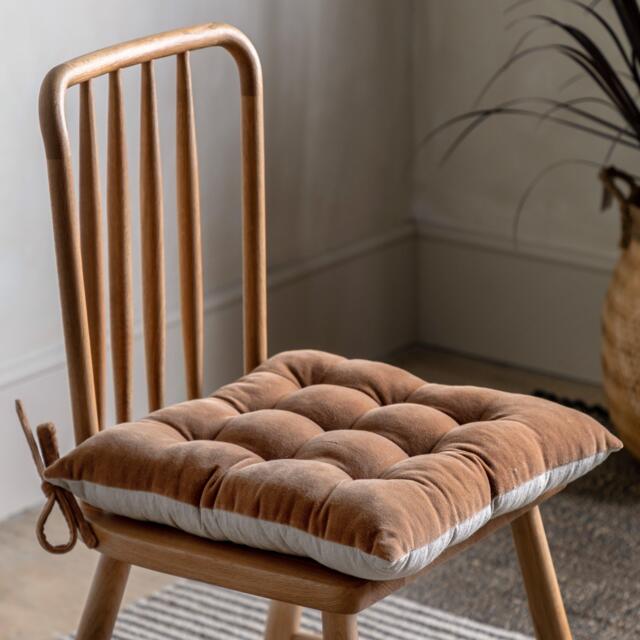 Gallery Cotton Velvet Seatpad Natural 430x430mm - image 1