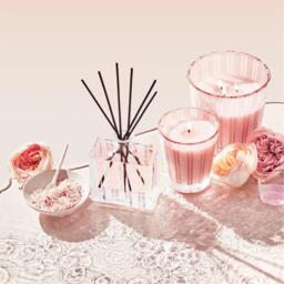 NEST New York 3 Wick Candle - 600g - thumbnail 2