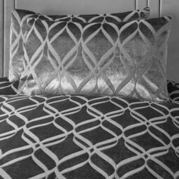 Soiree Belfort Velvet Ogee Duvet Cover Set in Slate - thumbnail 3