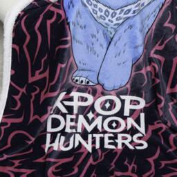 K Pop Demon Hunters Kpop Demon Hunters Pink Sherpa Back Fleece Blanket - thumbnail 3
