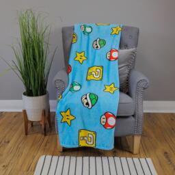 Nintendo Continue Fleece Blanket - thumbnail 2