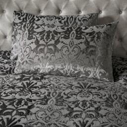 Laurence Llewelyn-Bowen Firenza Velvet Damask Duvet Cover Set in Silver - thumbnail 3