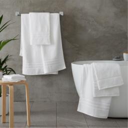 Biba 450gsm Cotton Zero Twist Quick Dry Towel - thumbnail 1