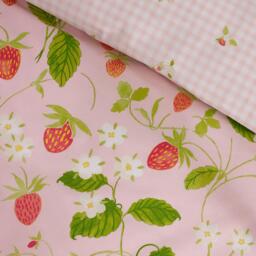 Catherine Lansfield Strawberry Frills Gingham Duvet Cover Set - thumbnail 4