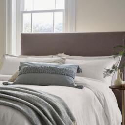 Bedeck of Belfast Eben Cotton Duvet Cover Set Chalk - thumbnail 2