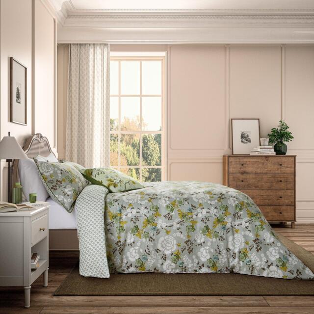 English Heritage Eagle House Damask Duvet Cover Set - image 1