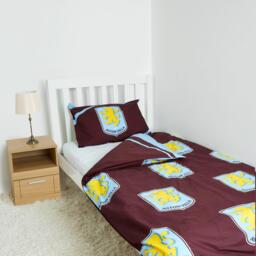 Team Aston Villa Officially Licensed Single Bedding Set Reversible (1 duvet cover 1 pillowcase) - thumbnail 2