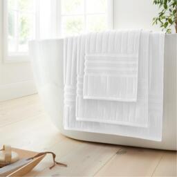 Bianca Hotel Towel 600gsm - thumbnail 1