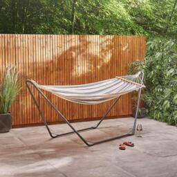 VonHaus VonHaus Hammock With Metal Frame - thumbnail 2