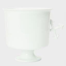 Off White Vase Design - thumbnail 1