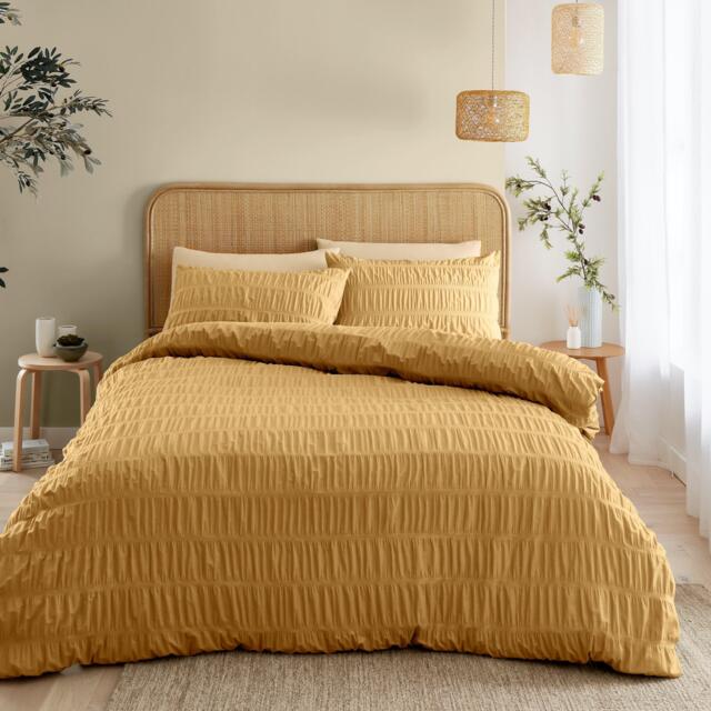 Catherine Lansfield Seersucker Duvet Cover Set - image 1