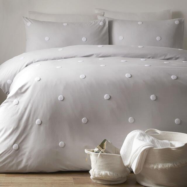 Appletree Dot Garden Duvet Cover Set Silver with White Dots - image 1
